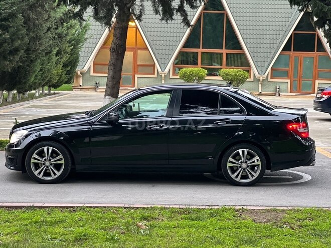 Mercedes C 220 2008, 250,000 km - 2.2 л - Bakı