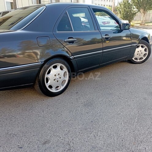 Mercedes C 200 1995, 356,908 km - 2.0 л - Sumqayıt