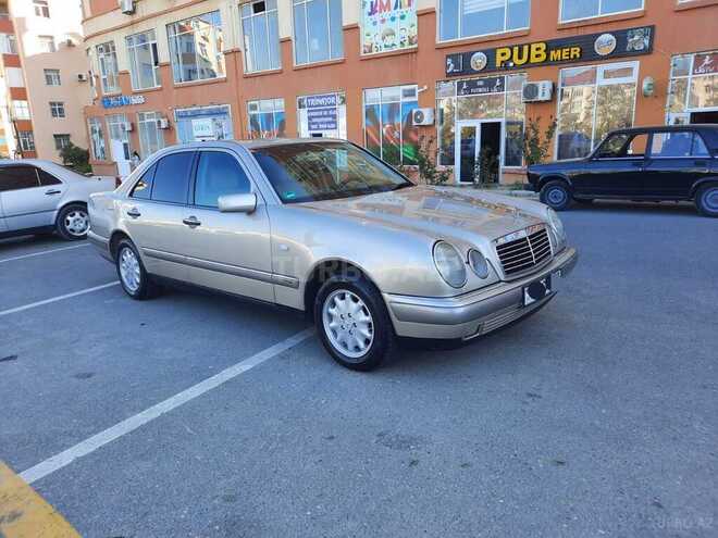 Mercedes E 200 1997, 332,000 km - 2.0 л - Bakı