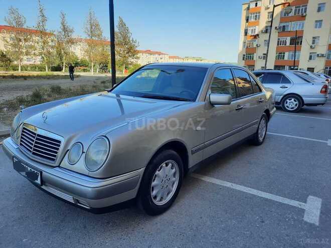 Mercedes E 200 1997, 332,000 km - 2.0 л - Bakı