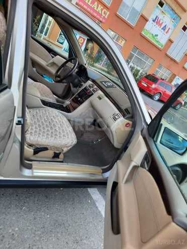 Mercedes E 200 1997, 332,000 km - 2.0 л - Bakı