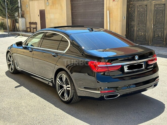 BMW 740 2017, 220,000 km - 3.0 l - Bakı