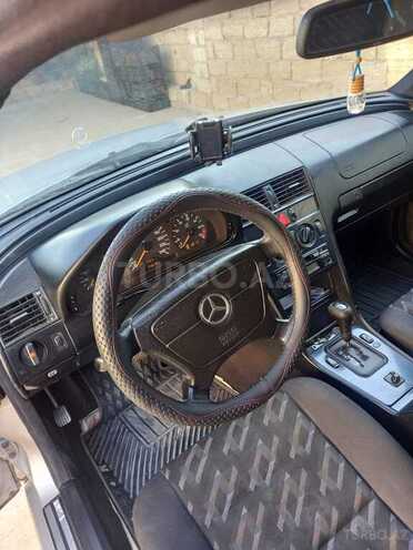 Mercedes C 200 2000, 348,000 km - 2.0 л - Bakı