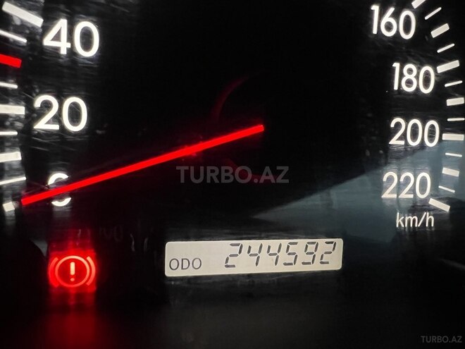 Toyota Corolla 2005, 244,600 km - 1.4 l - Bakı
