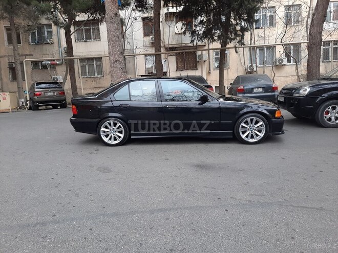 BMW 325 1997, 315,000 km - 2.5 l - Bakı