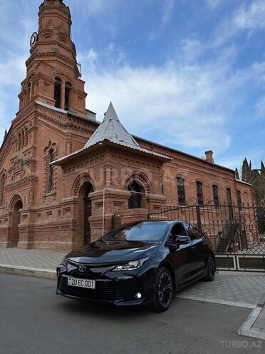 Toyota Corolla 2021, 60,000 km - 1.6 l - Gəncə
