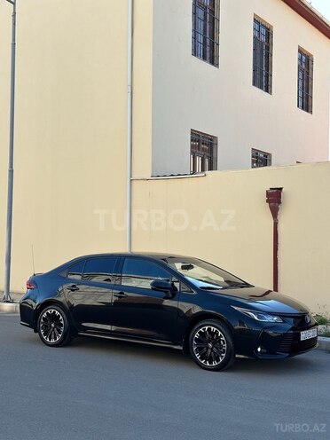 Toyota Corolla 2021, 60,000 km - 1.6 l - Gəncə