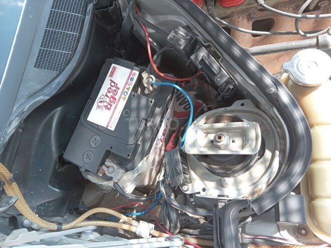 Mercedes 190 1991, 328,569 km - 2.0 l - Bakı