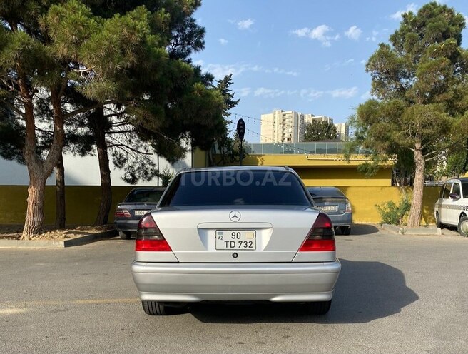 Mercedes C 200 1999, 290,000 km - 2.0 л - Bakı