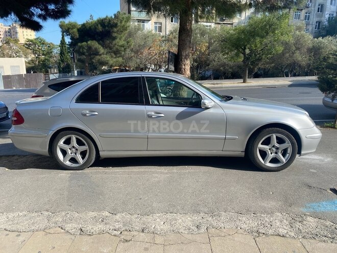 Mercedes E 200 2002, 281,000 km - 2.0 l - Bakı