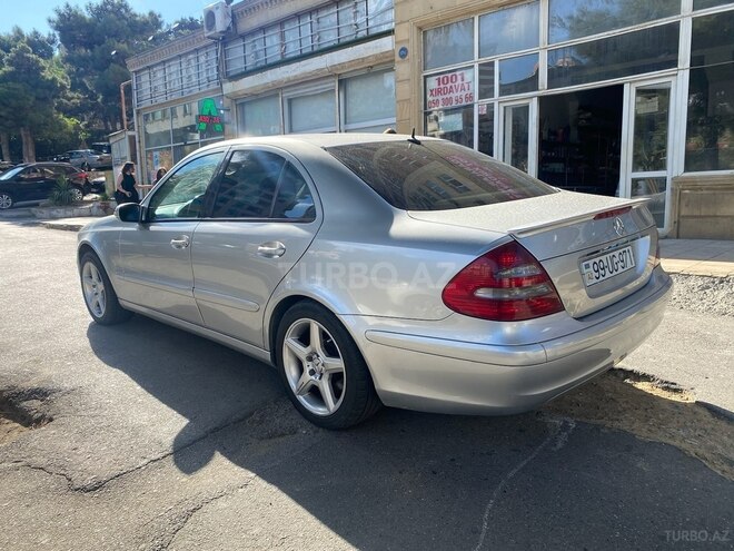 Mercedes E 200 2002, 281,000 km - 2.0 l - Bakı