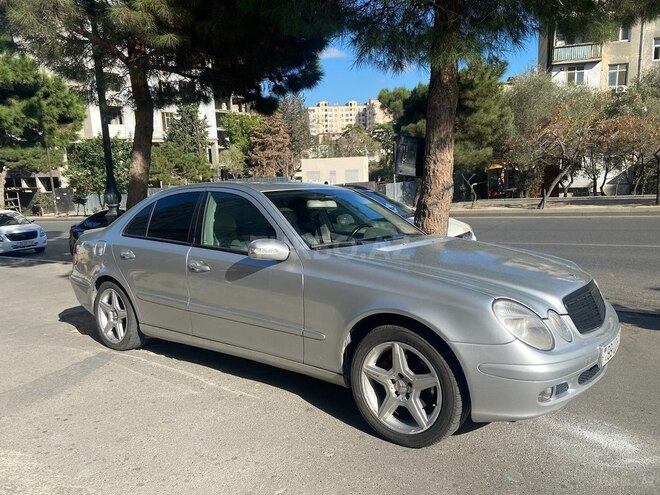 Mercedes E 200 2002, 281,000 km - 2.0 l - Bakı