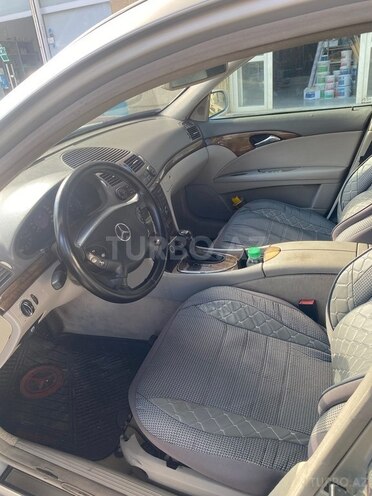 Mercedes E 200 2002, 281,000 km - 2.0 l - Bakı