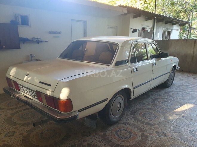 GAZ 3102 1997, 300,000 km - 2.4 l - Mingəçevir