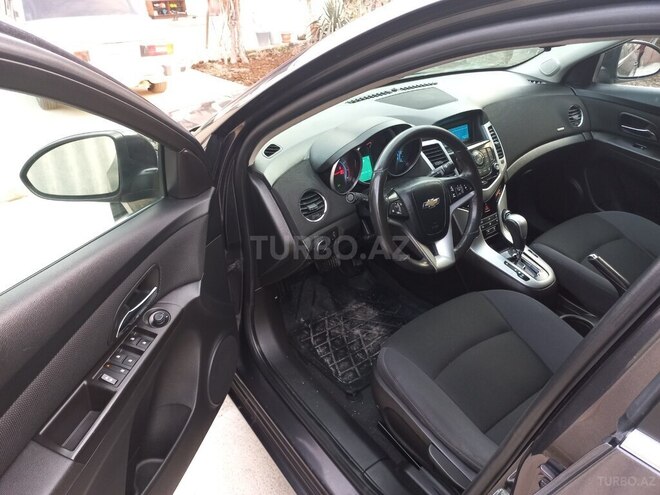 Chevrolet Cruze 2015, 241,000 km - 1.4 л - Şəki