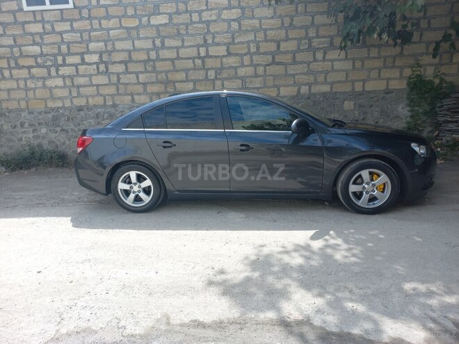 Chevrolet Cruze 2015, 241,000 km - 1.4 л - Şəki