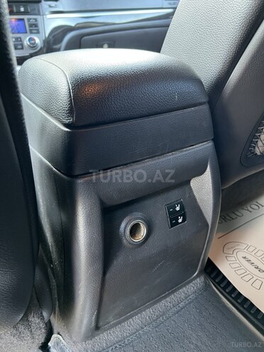 Hyundai Santa Fe 2012, 230,000 km - 2.0 л - Bakı