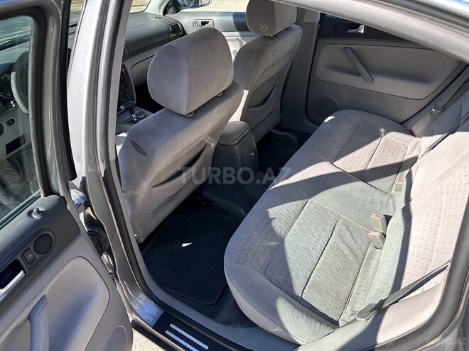 Volkswagen Passat 2001, 310,500 km - 1.8 l - Bakı