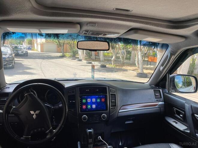 Mitsubishi Pajero 2008, 277,000 km - 3.0 л - Bakı