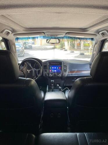 Mitsubishi Pajero 2008, 277,000 km - 3.0 л - Bakı