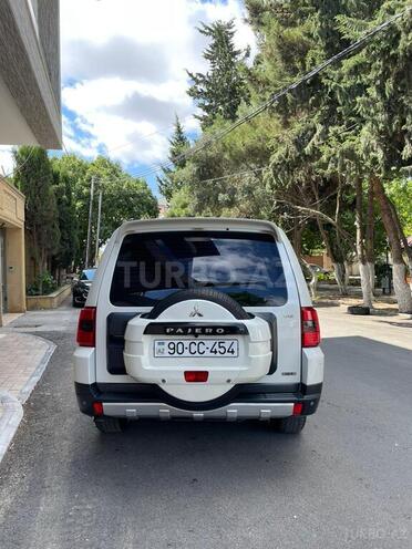 Mitsubishi Pajero 2008, 277,000 km - 3.0 л - Bakı