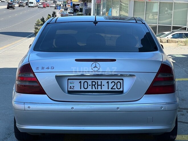 Mercedes E 240 2003, 234,000 km - 2.6 l - Bakı