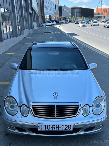 Mercedes E 240 2003, 234,000 km - 2.6 l - Bakı