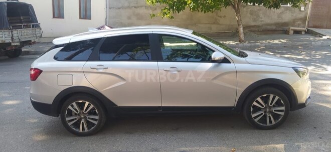 LADA (VAZ) Vesta Cross 2018, 105,000 km - 1.8 l - Şamaxı