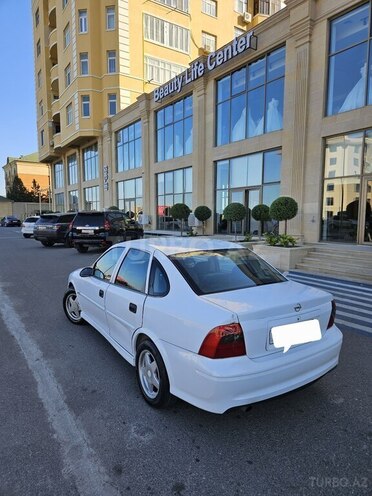 Opel Vectra 1999, 389,678 km - 1.8 l - Sumqayıt
