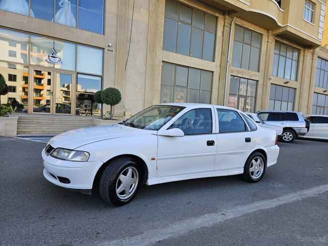 Opel Vectra 1999, 389,678 km - 1.8 l - Sumqayıt