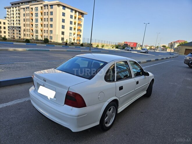 Opel Vectra 1999, 389,678 km - 1.8 l - Sumqayıt