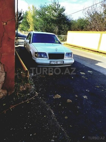 Mercedes E 200 1994, 600,000 km - 2.0 l - Naxçıvan