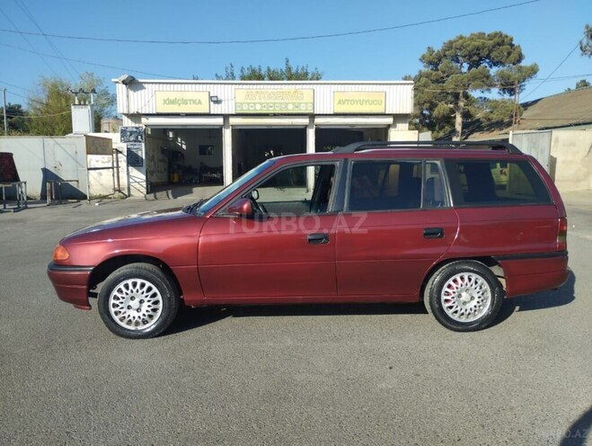 Opel Astra 1997, 405,000 km - 1.6 l - Bakı