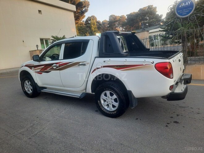 Mitsubishi L200 2011, 192 km - 2.5 l - Bakı