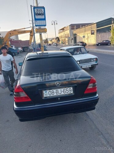 Mercedes C 180 1995, 325,000 km - 1.8 l - Bakı