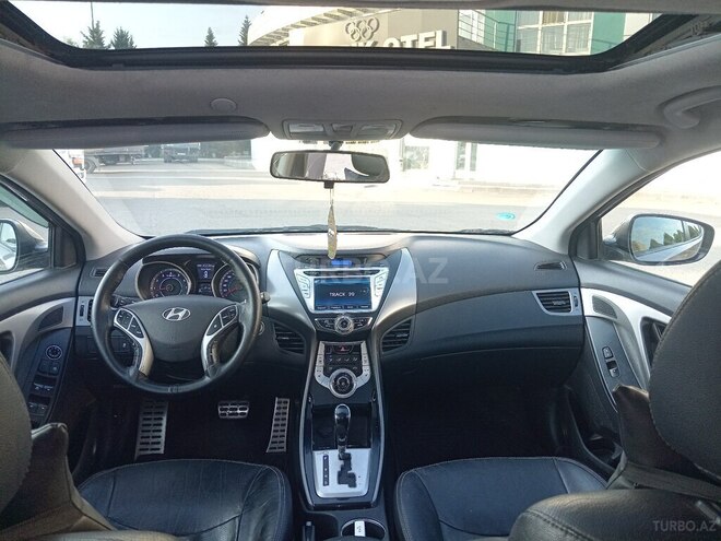 Hyundai Elantra 2010, 217,442 km - 1.8 l - Qazax