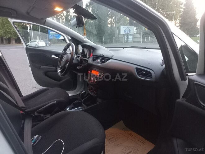 Opel Corsa 2017, 106,000 km - 1.4 l - Bakı