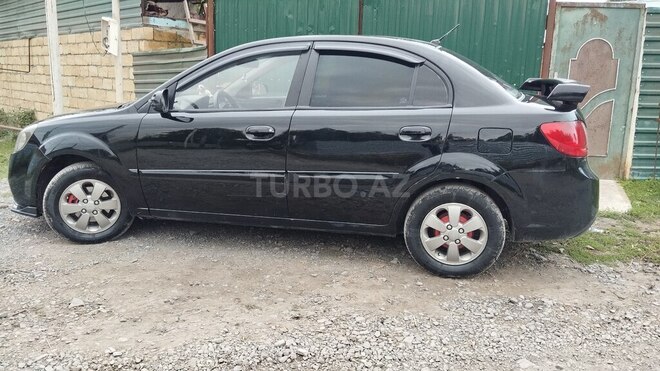 Kia Rio 2010, 456,000 km - 1.6 л - Oğuz