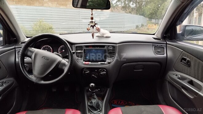 Kia Rio 2010, 456,000 km - 1.6 л - Oğuz