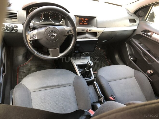 Opel Astra 2006, 200,000 km - 1.4 l - Bakı