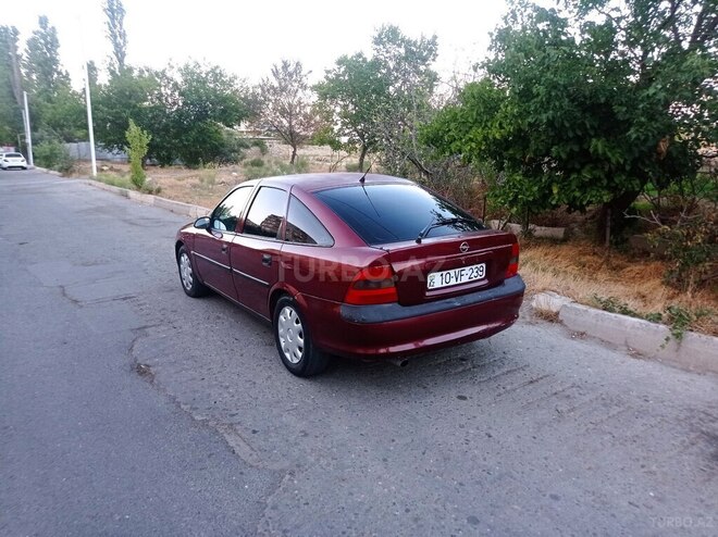Opel Vectra 1996, 369,000 km - 1.8 l - Bakı