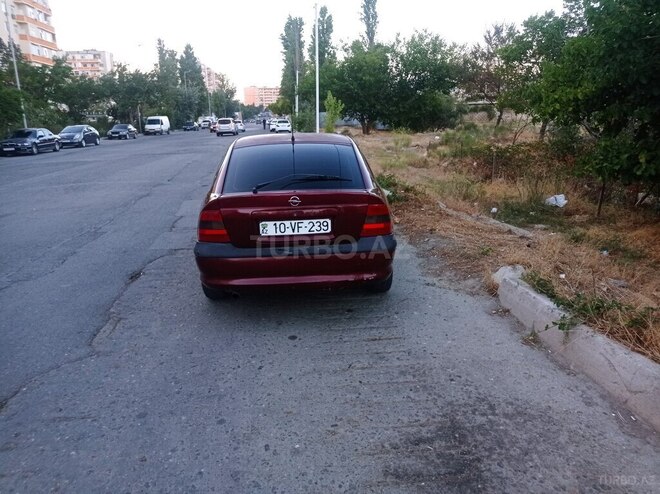 Opel Vectra 1996, 369,000 km - 1.8 l - Bakı
