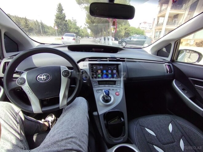 Toyota Prius 2013, 175,000 km - 1.8 l - Bakı
