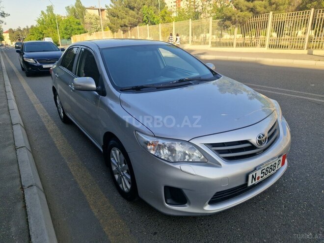 Toyota Corolla 2010, 178,600 km - 1.4 l - Bakı