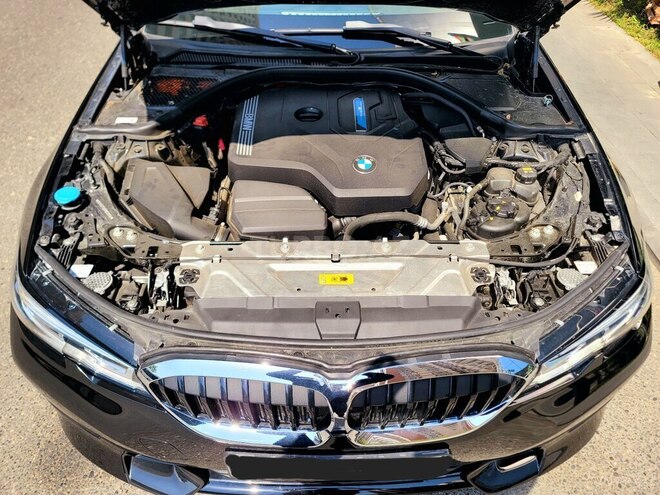 BMW 330e 2021, 27,700 km - 2.0 л - Bakı