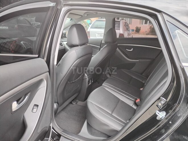 Hyundai i30 2013, 284,000 km - 1.6 l - Bakı