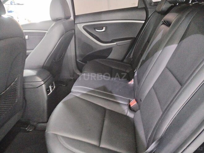 Hyundai i30 2013, 284,000 km - 1.6 l - Bakı