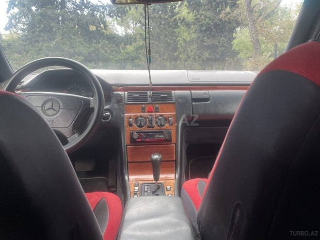 Mercedes E 200 1998, 252,100 km - 2.0 l - Sumqayıt