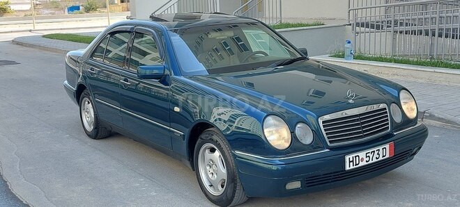 Mercedes E 230 1996, 358,079 km - 2.3 l - Bakı