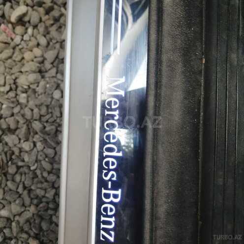Mercedes E 240 2002, 220,000 km - 2.6 l - Bakı
